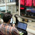 انتقال سهام شرکتهای دولتی در بازار سرمایه چه تاثیری بر اقتصاد ایران دارد؟