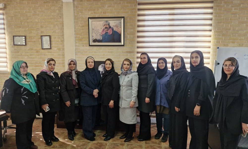 بازدید کمیته بانوان کارآفرین اتاق بازرگانی تبریز از کارخانه‌ای به مدیریت بانوی کارآفرین